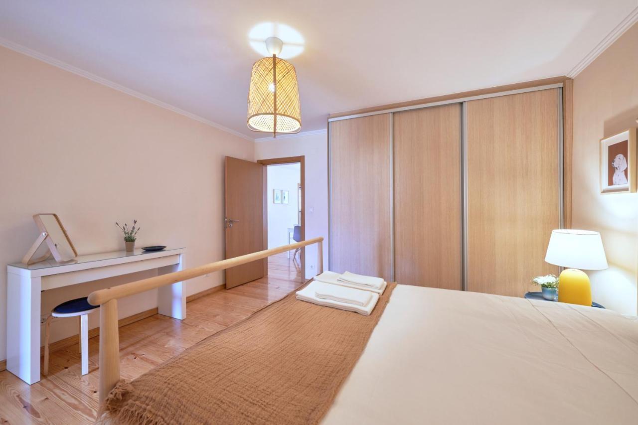 Renovated And Spacious Duplex Apartment With Patio, By Timecooler Lisboa Exterior foto